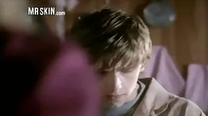 Naoliwiony film z seksowną Zerellą Skies z Exotic4K sex analny za darmo