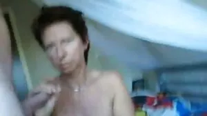 Masturbacja porno z kuszącą amatorką seks analny darmowe filmiki z czeskiego AV