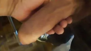 Akcja ręczna z gorącą seks analny filmiki Eleną Kushką z Bang Bus