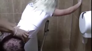 Mocny seks w ostry sex anal dupie z kuszącą Dashą z WTF Pass