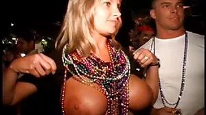 Akcja Legs On Shoulders ostry anal filmy z niesamowitą Claudią Bavel z Bang Bros